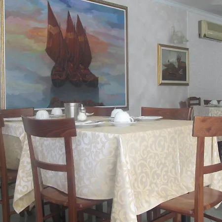 Bellavista Szálloda 3*